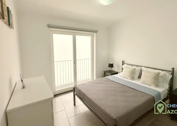 Terraco E Vista Deslumbrante No Centro De Angra Lägenhet *